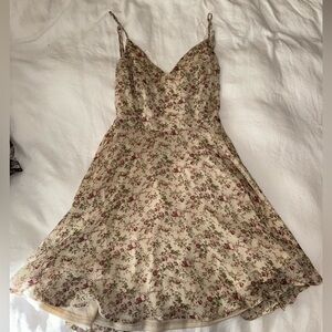 WINDSOR Tan floral mini dress! NWT